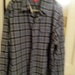 Izod Men's plaid shirt